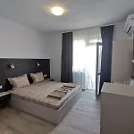дъбрава Guest house 3*