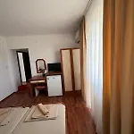 дъбрава Guest house 3*