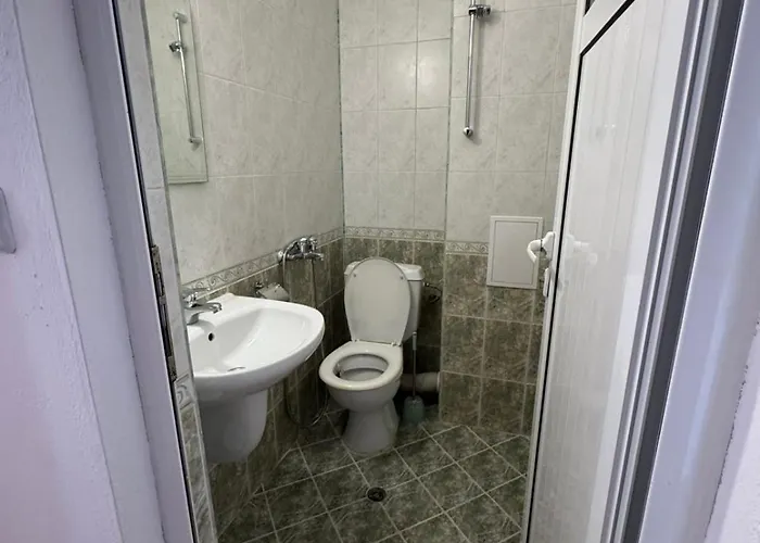 дъбрава Vendégház