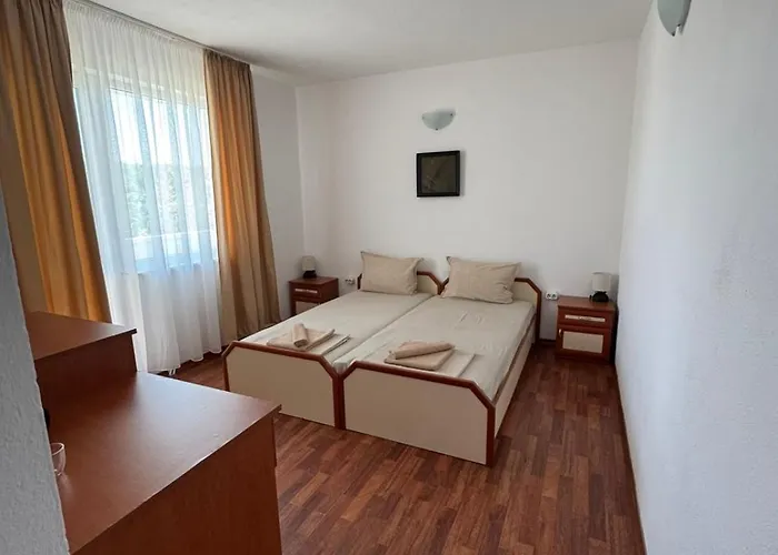 дъбрава Szinemorec