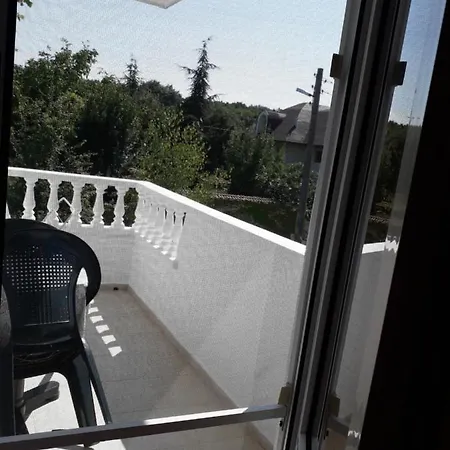 дъбрава Casa de hóspedes 3*