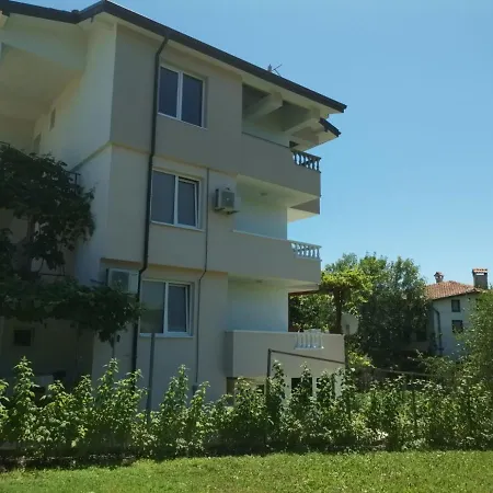 дъбрава 3* Sinemoretz