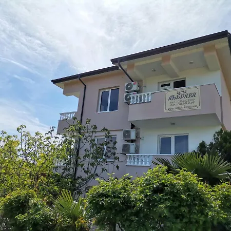 дъбрава Casa de hóspedes