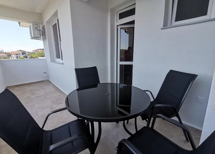 Vendégház дъбрава Szinemorec