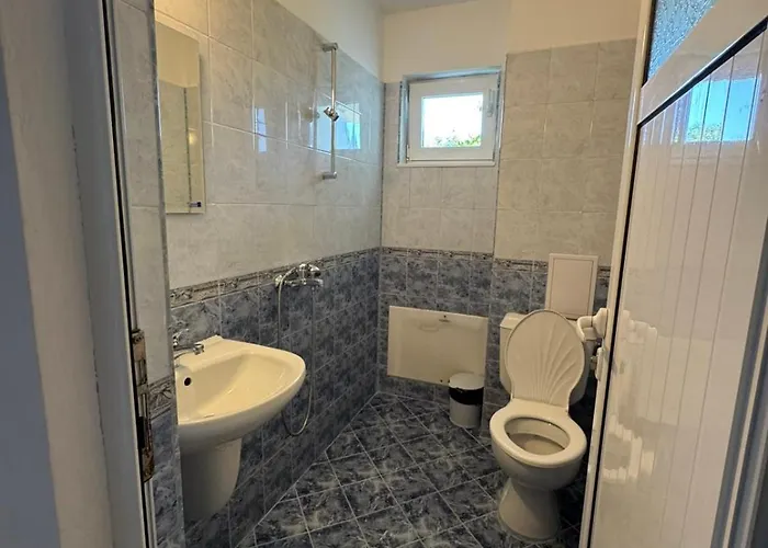 Vendégház дъбрава