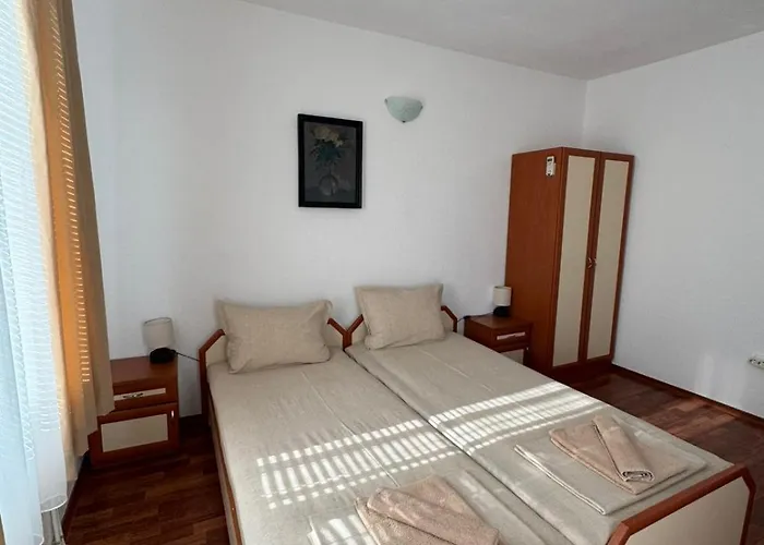 дъбрава Vendégház 3*